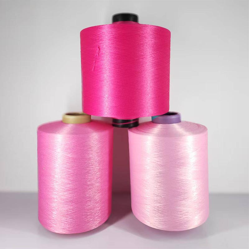 Polyester priadza pre pásky